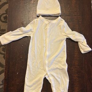 Starting Out Cream Supersoft One Piece with Hat